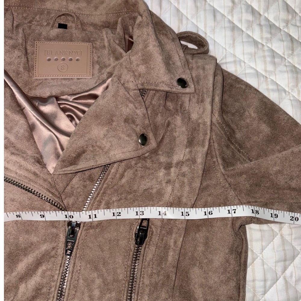 [BLANKNYC] Small Faux Suede Moto Jacket Taupe Belted Biker‎ Style Neutral Coat - Picture 6 of 7